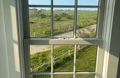 Nantucket Casa | Spacious and thoughtfully appointed, oceanfront 4BR/3BA house in Madaket.