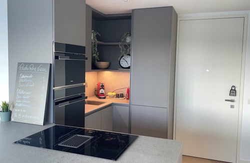 Marvila Apartamento | Tagus River view studio in lovely Lisboa with WiFi, AC