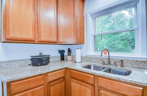 Northeast Virginia Beach Casa | Perfect location - Close to the Ocean and Bay in Virginia Beach