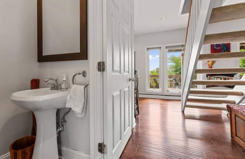Mexican War Streets Casa | Charming 1-bedroom house with amazing view - Pittsburgh skyline