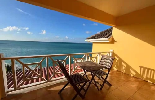 St. John's Villa | Beachfront views Ocean sounds