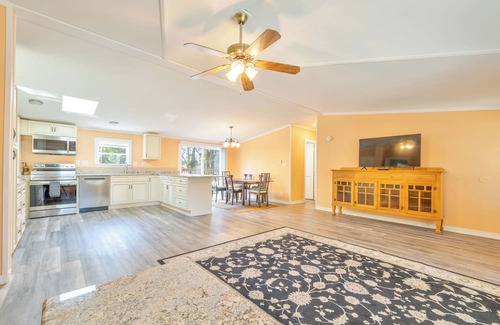 Wisconsin Dells Casa | 3BR Forest Retreat Near Stream. Quiet, Cozy & Perfect for Nature Lovers