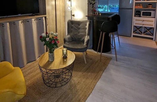 Nerac Casa | Love Room with Jacuzzi