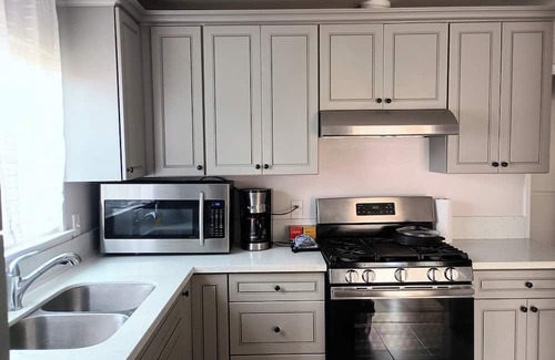 Riverside Casa | Home in Riverside