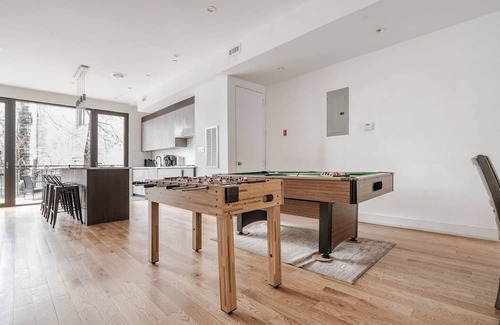 Bedford-Stuyvesant Apartamento | Spacious apartment in charming Brooklyn with WiFi, AC. Book now