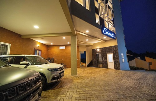 Udupi Apartamento | 12-bedroom apartment in superb Manipal with AC, WiFi. Live large