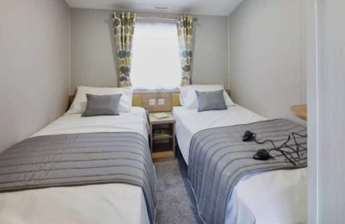 Letham Grange Casa | Elegant Castleton 2 bed