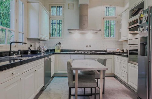 Neuilly-sur-Seine Apartamento | Mansión con piscina - 5hab/10p - Neuilly