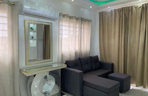 Bani Apartamento | Charming Getaway in the Heart of Baní – Private Jacuzzi Included!