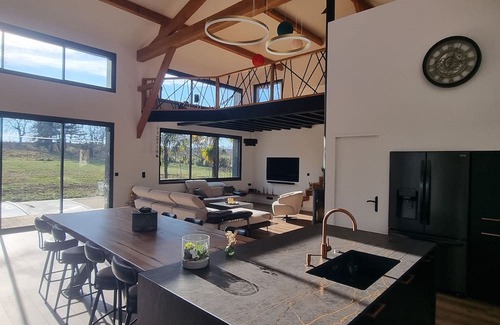Lauraet Casa | House in the heart of nature with private pool and indoor Jacuzzi