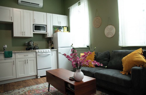Fairgrounds Apartamento | Charming 1-bedroom Oasis by City Park & Jazz Fest