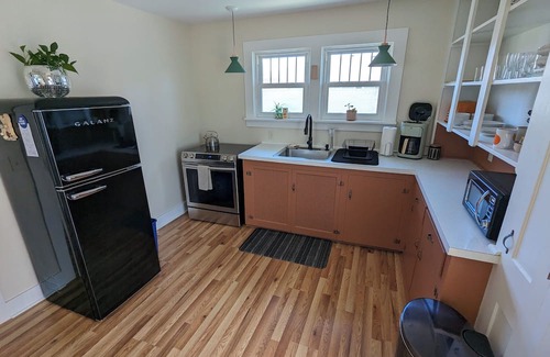 Fredonia Apartamento | Charming & Relaxing Two Bedroom Upper Apartment in the Heart of Fredonia