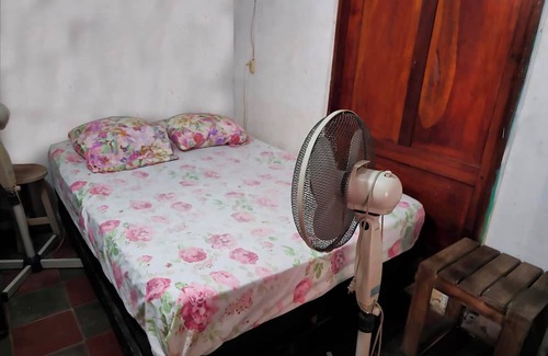 San Juan del Sur Cabina | Old style 8 rooms lodge with BIG common areas in the famous fishing Village SJDS