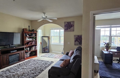 Southpoint Apartamento | Gated Community Close to TIA bank Stadium, The Towncenter, Vystar Arena