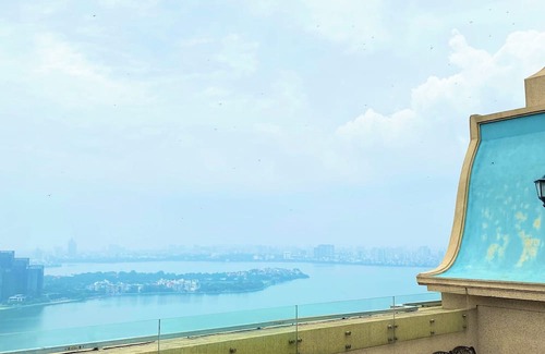 Tay Ho Apartamento | Apartment | Self Check-in | Near Airport