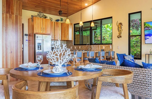 Ballena Casa | New House In The Jungle With Pool & Oceanview!