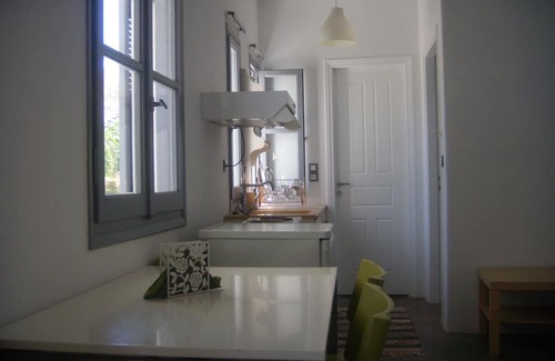 Livadi Casa | Inn 'Perseas' with Mountain View, Wi-Fi and Air Conditioning