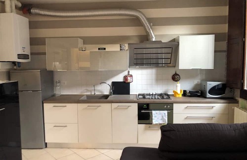 Ravenna Apartamento | Mdm Apartament near City Center, Pubs, Restaurants, Takeaway, Pizza