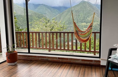 Calacali Cama Y Desayuno | TCFR - Stay in a UNESCO Biosphere Reserve - Nature, Comfort, and Adventure!