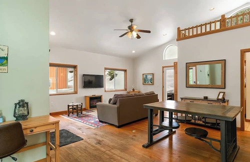 Peshastin Cabina | Charming Blewett Cabin - just minutes to Leavenworth