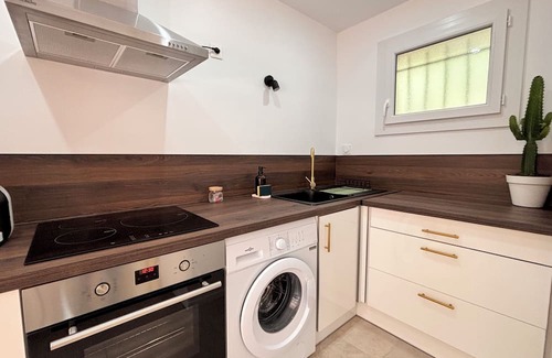 Vals-les-Bains Apartamento | Studio close to the Spa and Park