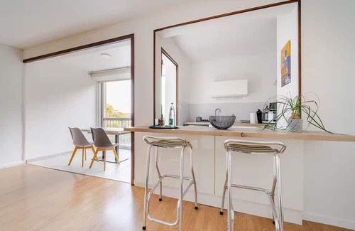 Vals-les-Bains Apartamento | Superb studio with river access and private square