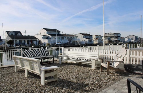 Lavallette Casa | 4-bedroom waterfront Lavallette beach home with fenced yard & WiFi, AC. Book now