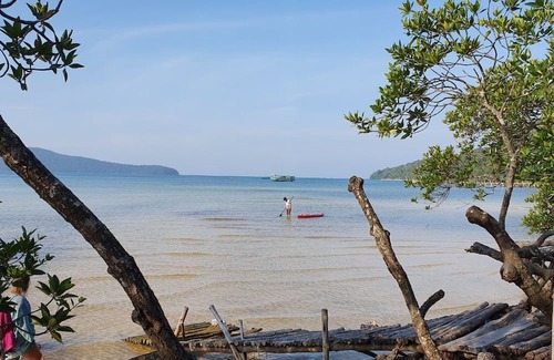 Koh Rong Sanloem Casa | Beach front bungalow on the Island