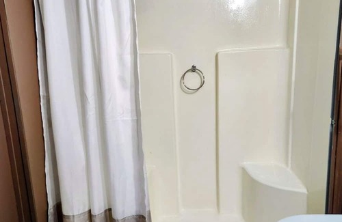 Portal Casa | Charming 3-bedroom mobile home with WiFi, AC in welcoming Portal