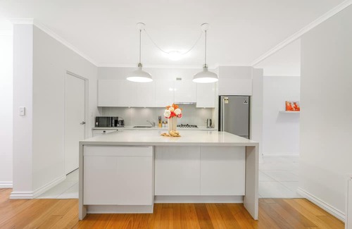 Waterloo Apartamento | Charming 2-bedroom apartment in Redfern with Pool & Gym