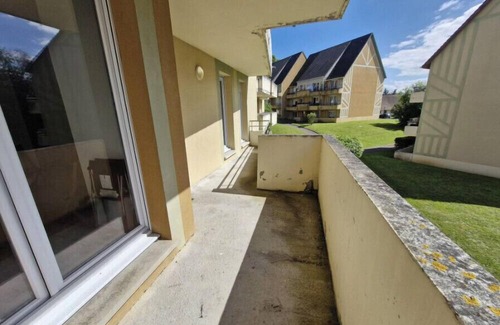 Touques Apartamento | Pretty flat with swimming pool in Touques