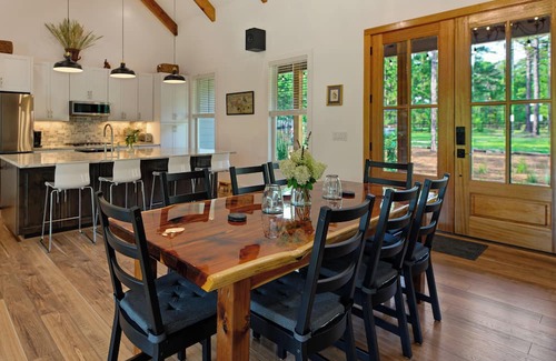 Vass Casa | Golf or Gallop! Pinehurst-Southern Pines area, near dining and shops!