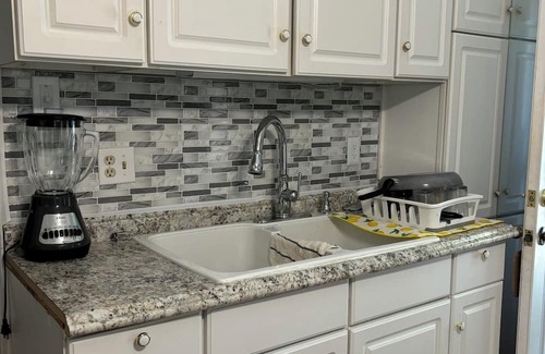 Clarkson Casa | 4-bedroom house in fabulous Clarkson with AC, WiFi. Enjoy your stay