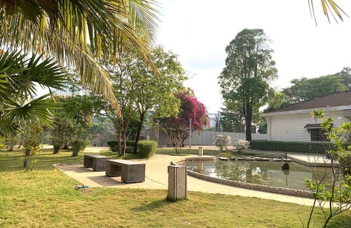 Sihanoukville City Centre Casa | Private Bungalows with direct access to private beach and peaceful garden.