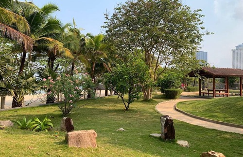Sihanoukville City Centre Casa | Private Bungalows with direct access to private beach and peaceful garden.