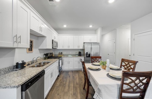 Graniteville Casa | Near I-20, located within walking distance of Starbucks, Arby's, and many others