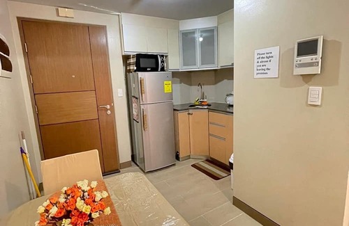 Pasay Apartamento | Cozy Airport Condotel 2-3 mins away from Resorts World Manila