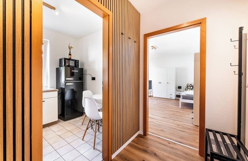 Bannewitz Apartamento | Cozy Monteurwohnung with Balcony and Modern Amenities in Bannewitz