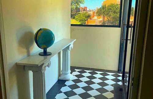 Port Elizabeth Casa | Charming 4-bedroom house with AC, WiFi in superb Gqeberha
