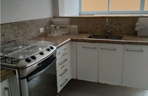 Loteamento Joao Batista Juliao Apartamento | Guarujá Enseada Family Apartment 5 minutes from the beach, your pet is welcome.