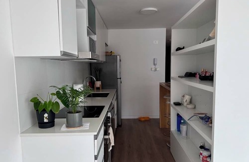 Pocitos Apartamento | Charming 2-bedroom apartment in gorgeous Montevideo with AC, WiFi