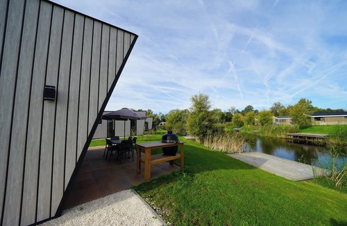 Municipality of Kampen Casa | De IJssel Eilanden Chalet Just Nature for unforgettable family vacations with your dog