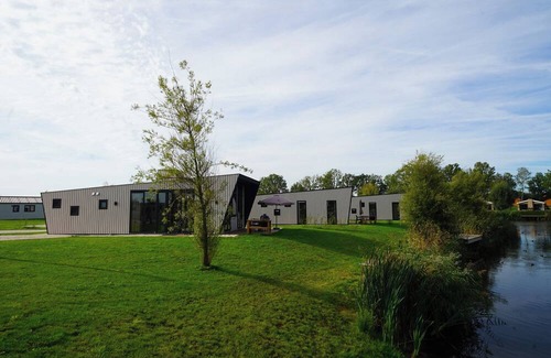 Municipality of Kampen Casa | De IJssel Eilanden Chalet Just Nature for unforgettable family vacations with your dog