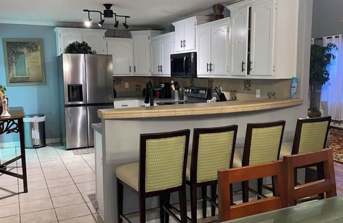Olive Branch Casa | 6 Bedroom Home w/POOL in Desirable Olive Branch Suburb Near Stateline