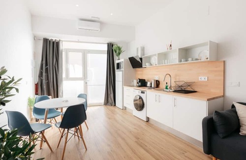 Jesus Apartamento | Stylish Studio with Easy Access to Valencia’s Best