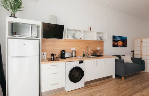 Jesus Apartamento | Stylish Studio with Easy Access to Valencia’s Best