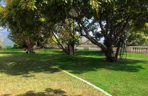 Yatinuwara Casa | Soothing Homestay with AC in Polgahamulla