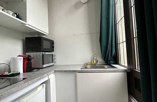 Hincmar Apartamento | Libergier 1D - Balcon et vue cathédrale! Hyper centre !