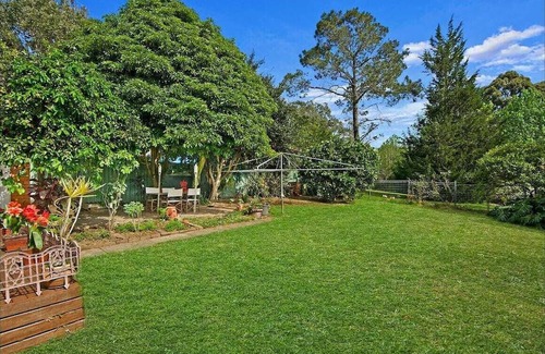 Marsfield Casa | A house close to Macquarie University and shopping Centers