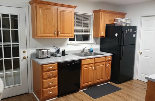 Manchester Casa | 2-bedroom house in lovely Manchester TN; Easy Access to Bonnaroo Festival 2025